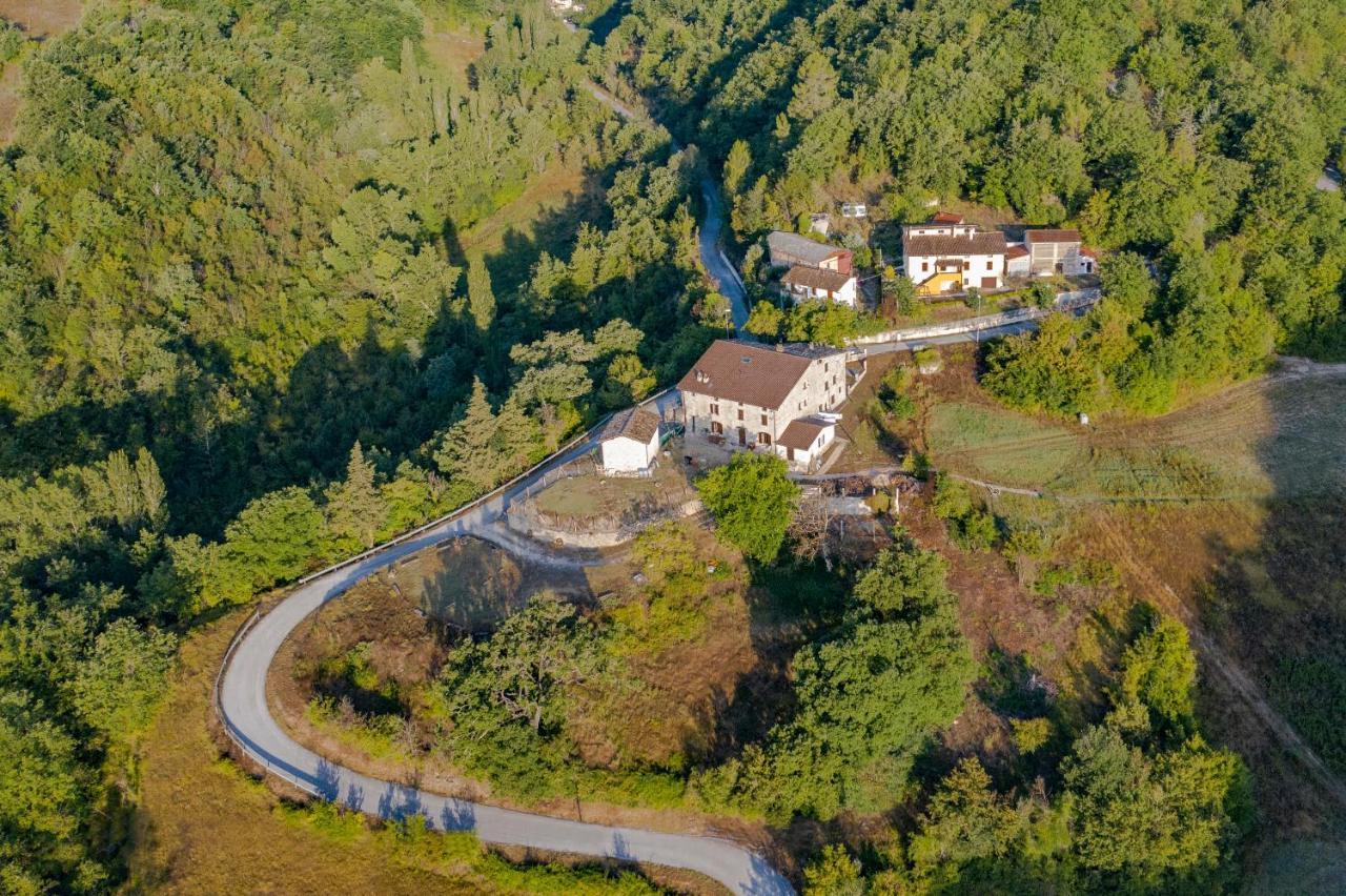 Agriturismo Marcofrate, A Retreat In The Nature Valtopina Bagian luar foto