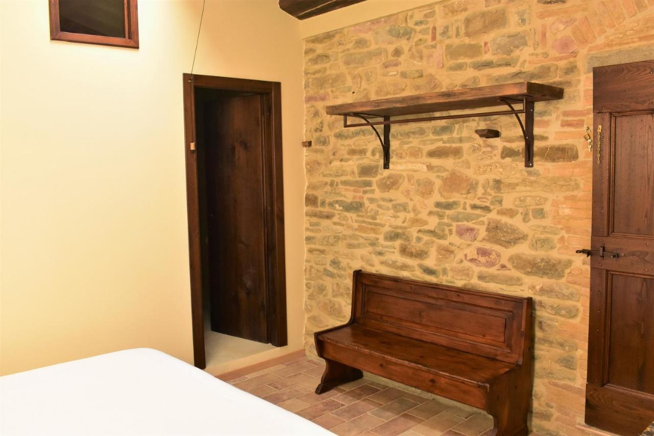 Agriturismo Marcofrate, A Retreat In The Nature Valtopina Bagian luar foto